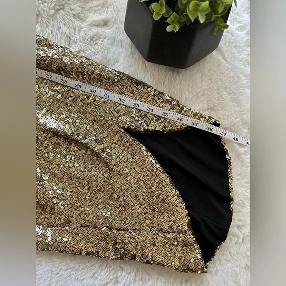 Zhivago Eye of Horus Gold Sequin Should Pads Dress Size 4 - Picture 6 of 11